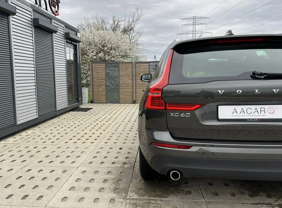 Volvo XC 60 cena 139900 przebieg: 102076, rok produkcji 2019 z Przecław małe 742